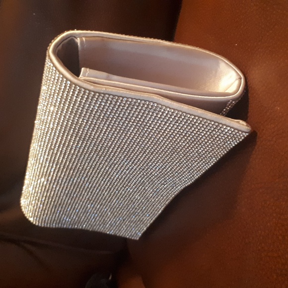 "Aldo" brand silver rhinestone covered purse with detachable chain strap - Picture 3 of 9